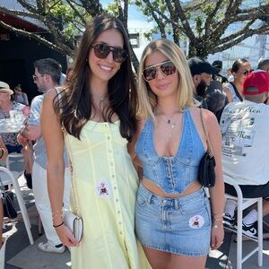 Meet your Posher, Brooke